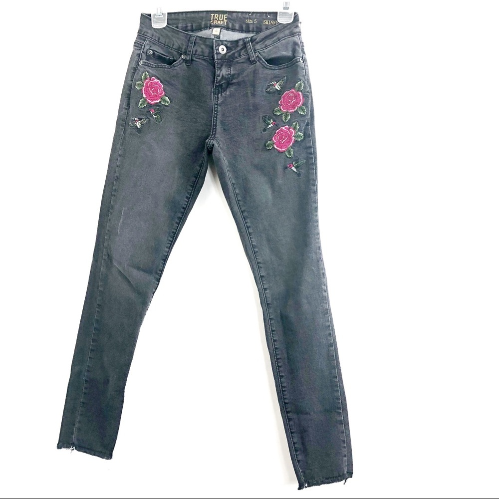 True Craft Size 5 Skinny Jeans